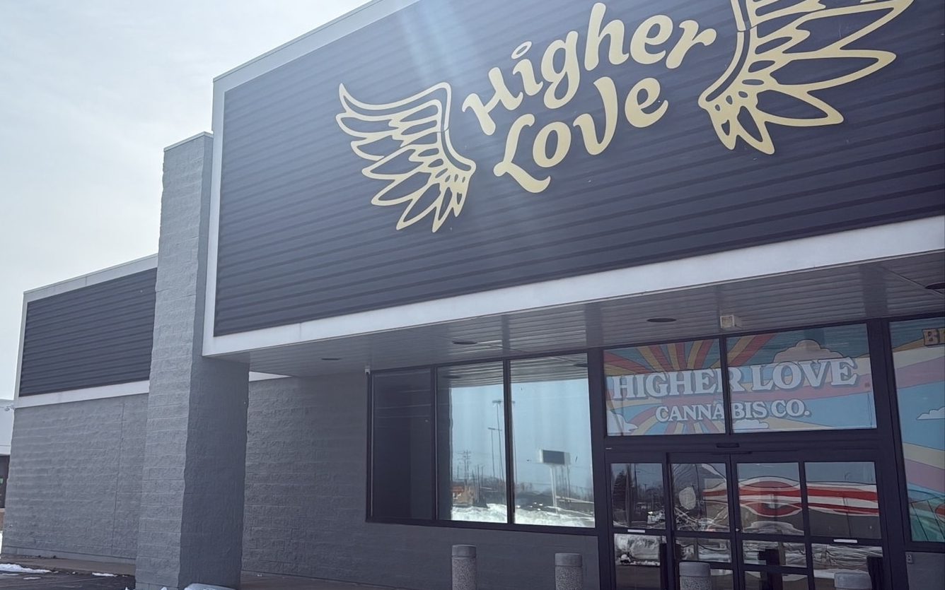 scale-with-grid weed dispensary escanaba michigan